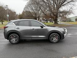 2018 Mazda
CX-5 GT