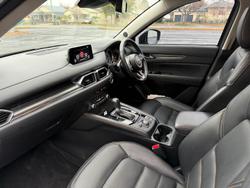 2018 Mazda
CX-5 GT