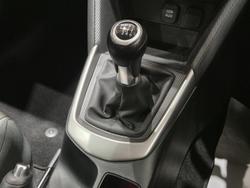 2017 Mazda
2 Neo