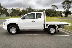 2020 Mitsubishi
Triton GLX+