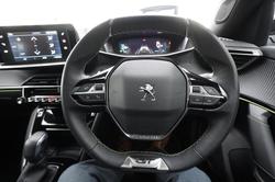 2022 Peugeot
2008 GT