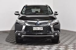 2017 Mitsubishi
Pajero Sport Exceed