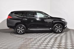 2017 Mitsubishi
Pajero Sport Exceed