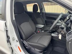 2022 Mitsubishi
                ASX ES ADAS