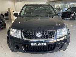 2008 Suzuki
Grand Vitara (4x4)