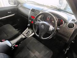 2008 Suzuki
Grand Vitara (4x4)