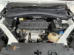 2023 MG
HS Essence X