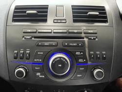 2013 Mazda
3 Neo