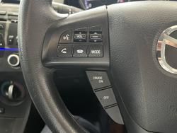 2013 Mazda
3 Neo