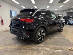 2025 Volkswagen
T-Roc 140TSI R-Line