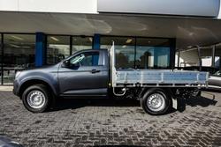 2022 Isuzu
D-MAX SX High Ride