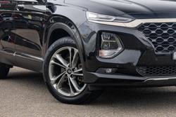 2019 Hyundai
Santa Fe Highlander