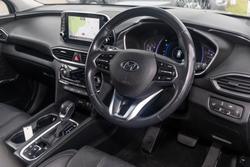 2019 Hyundai
Santa Fe Highlander