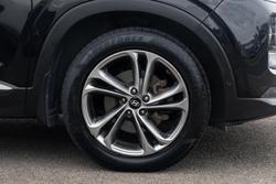 2019 Hyundai
Santa Fe Highlander