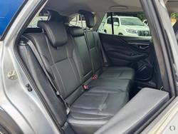 2021 Subaru
Outback AWD Touring