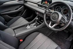 2024 Mazda
6 G25 Sport