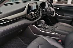 2021 Toyota
                Kluger 2WD Pet Wagon A/T GXL