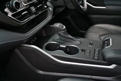 2021 Toyota
                Kluger 2WD Pet Wagon A/T GXL