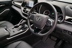 2021 Toyota
                Kluger 2WD Pet Wagon A/T GXL