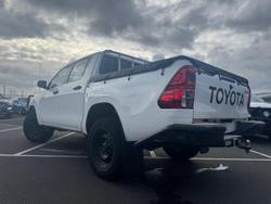 2019 Toyota
Hilux SR