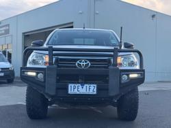 2019 Toyota
Hilux SR