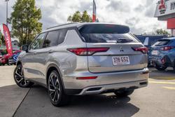 2022 Mitsubishi
Outlander Aspire