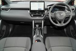 2024 Toyota
Corolla Cross GXL
