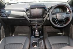 2025 Isuzu
D-MAX X-TERRAIN