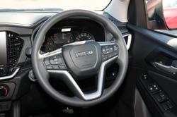 2025 Isuzu
MU-X LS-M