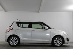 2016 Suzuki
Swift GL Navigator