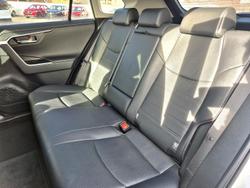 2022 Toyota
                RAV4 Cruiser