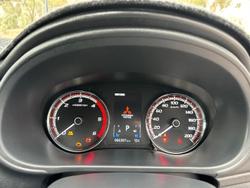 2021 Mitsubishi
Triton GLX-R