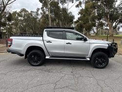 2021 Mitsubishi
Triton GLX-R