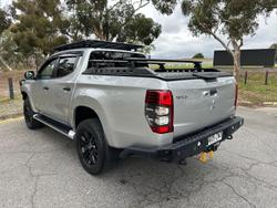 2021 Mitsubishi
Triton GLX-R