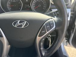 2015 Hyundai
                i30 Active X