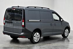 2025 Volkswagen
                Caddy TDI320