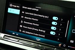 2025 Volkswagen
                Caddy TDI320