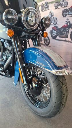 2023 Harley-davidson FLHCS HERITAGE CLASSIC 114 Billiard Blue/Billiard Gray