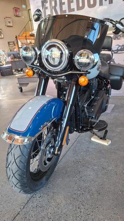 2023 Harley-davidson FLHCS HERITAGE CLASSIC 114 Billiard Blue/Billiard Gray