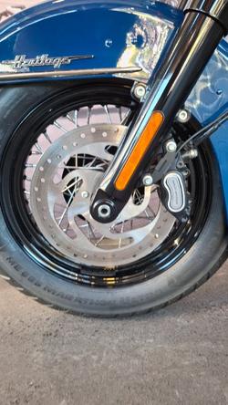 2023 Harley-davidson FLHCS HERITAGE CLASSIC 114 Billiard Blue/Billiard Gray