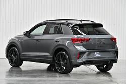 2025 Volkswagen
T-Roc 140TSI R-Line