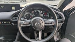 2022 Mazda
3 G20e Evolve M Hybrid