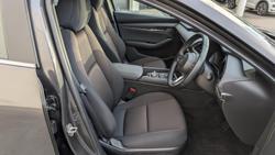 2022 Mazda
3 G20e Evolve M Hybrid