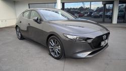 2022 Mazda
3 G20e Evolve M Hybrid