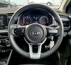 2017 Kia
Rio S