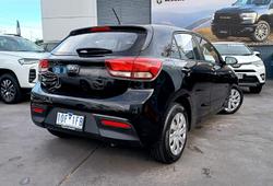 2017 Kia
Rio S