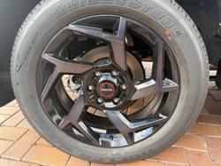 2025 Isuzu MU-X X-TERRAIN