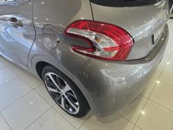2014 Peugeot
208 Allure Premium