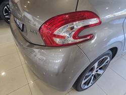 2014 Peugeot
208 Allure Premium