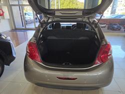 2014 Peugeot
208 Allure Premium